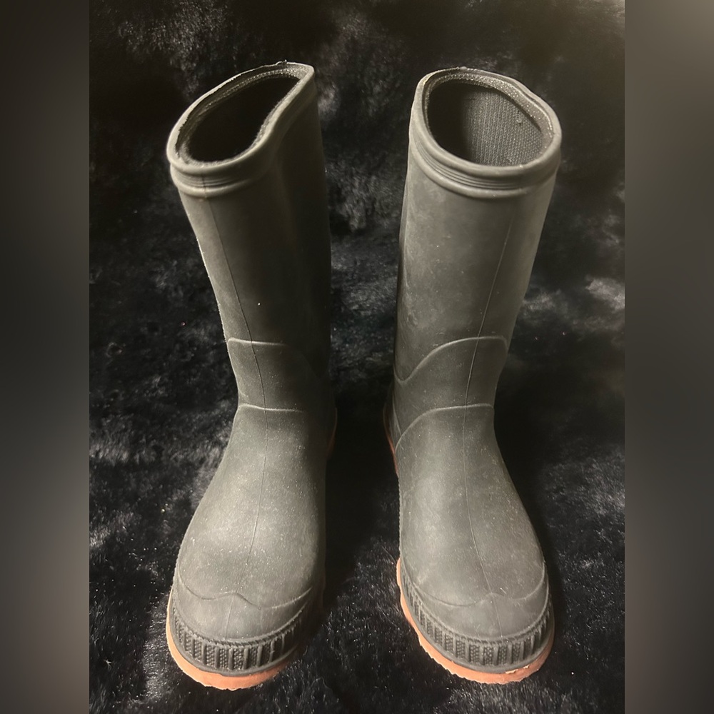 Black/Pink Rubber Boots